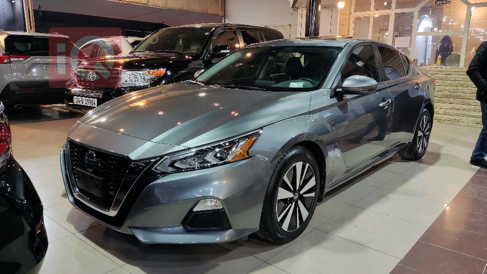 نیسان ئەلتیما